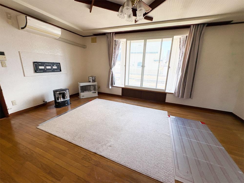 【価格改定】南東角地108坪　緑陽台南区　4LDK　リフォーム有 内観