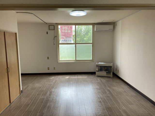 池田町字旭町３丁目【新オーナー様募集！池田町の収益物件！】 内観