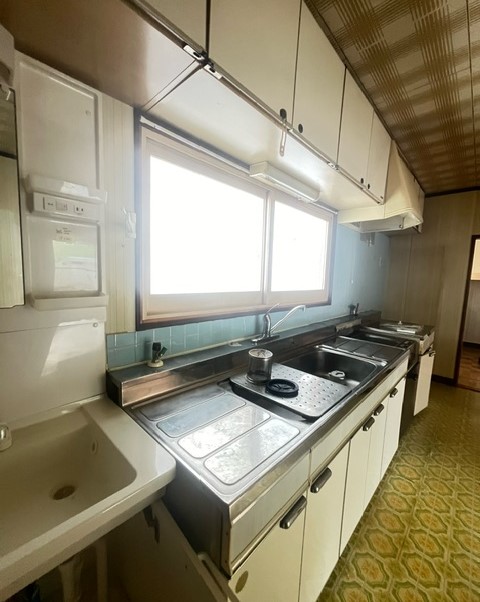 【収益物件】　本別町錦町　中古住宅　現在賃貸中 内観