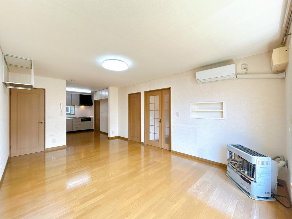 【リフォーム中】帯広市西２４条南１丁目 内観