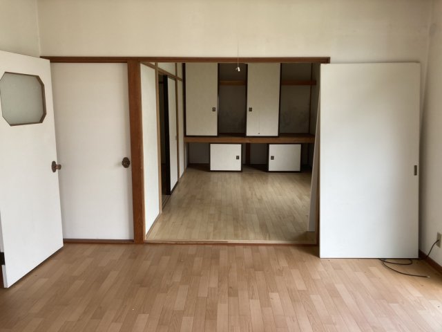 西２０条南５丁目【新オーナー様募集！平家一戸建×４棟！】 内観