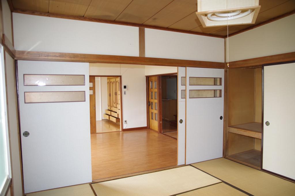 西21条南2丁目中古住宅　 内観