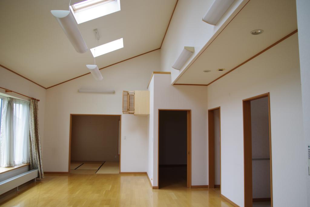 西21条南3丁目地下室付き高級売り家 内観
