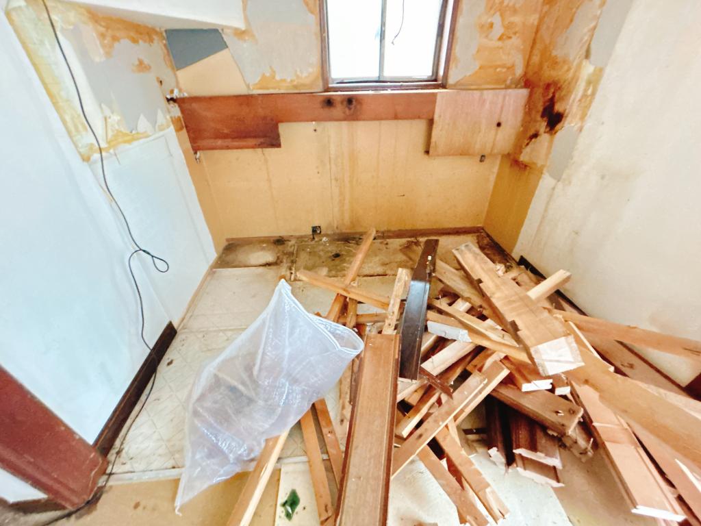 【リフォーム中】帯広市西13条南40丁目 内観