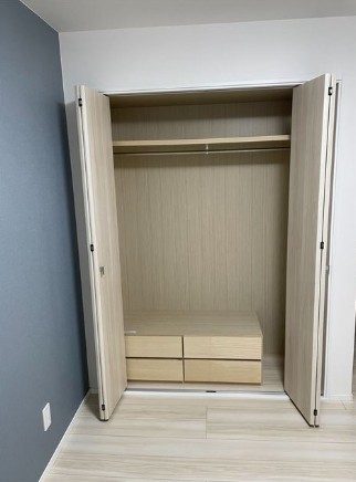 ♪築8年・一条工務店様施工♪西１８南３４＿中古住宅 内観