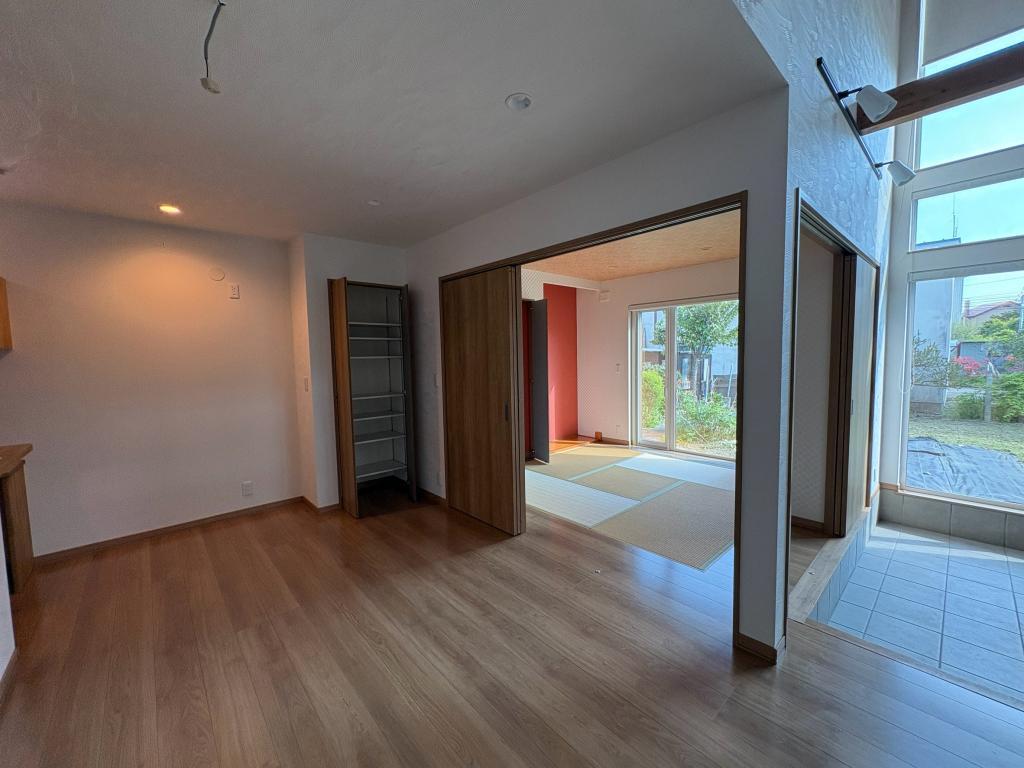 東６条南３丁目　中古戸建 内観