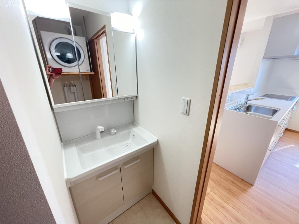 【新築分譲住宅】　西2条南37丁目　東棟  内観