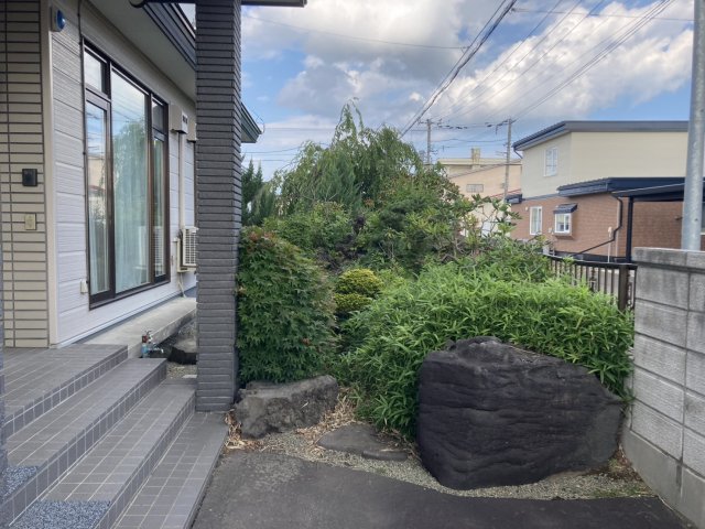 西１６条南４丁目【南西角地！ゆったり４ＳＬＤＫ一戸建♪】 内観