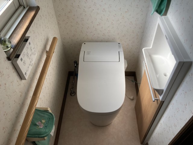 西１６条南４丁目【南西角地！ゆったり４ＳＬＤＫ一戸建♪】 内観
