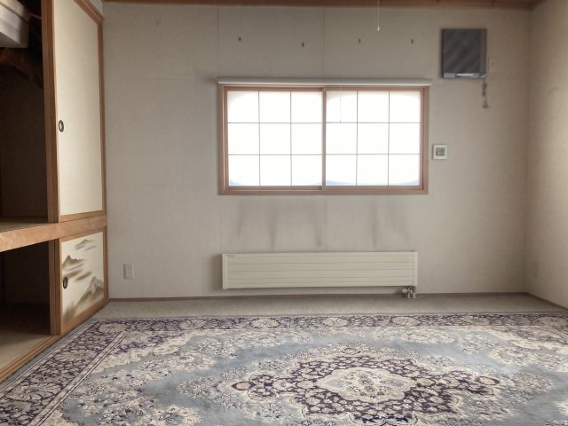 西１６条南４丁目【南西角地！ゆったり４ＳＬＤＫ一戸建♪】 内観