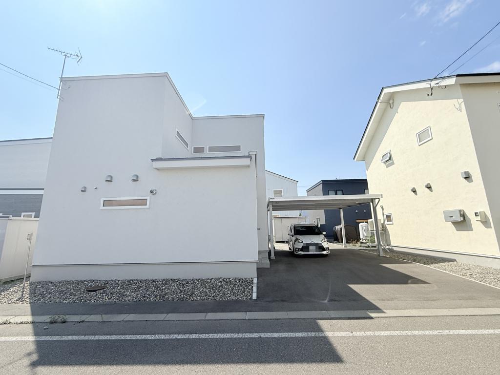 幕別町札内新北町の築浅美邸の中古住宅　※築４年 内観