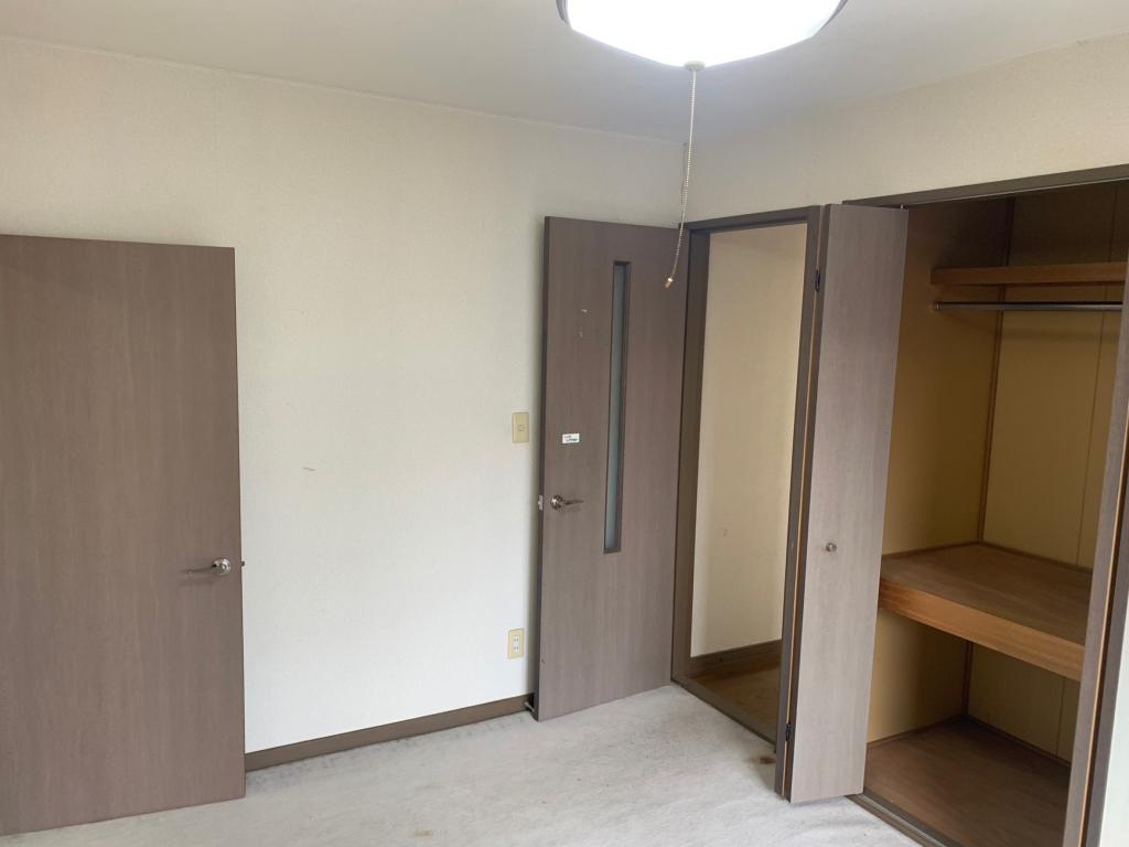【中古住宅】　札内桂町　4LDK　駐車2台可能　角地 内観