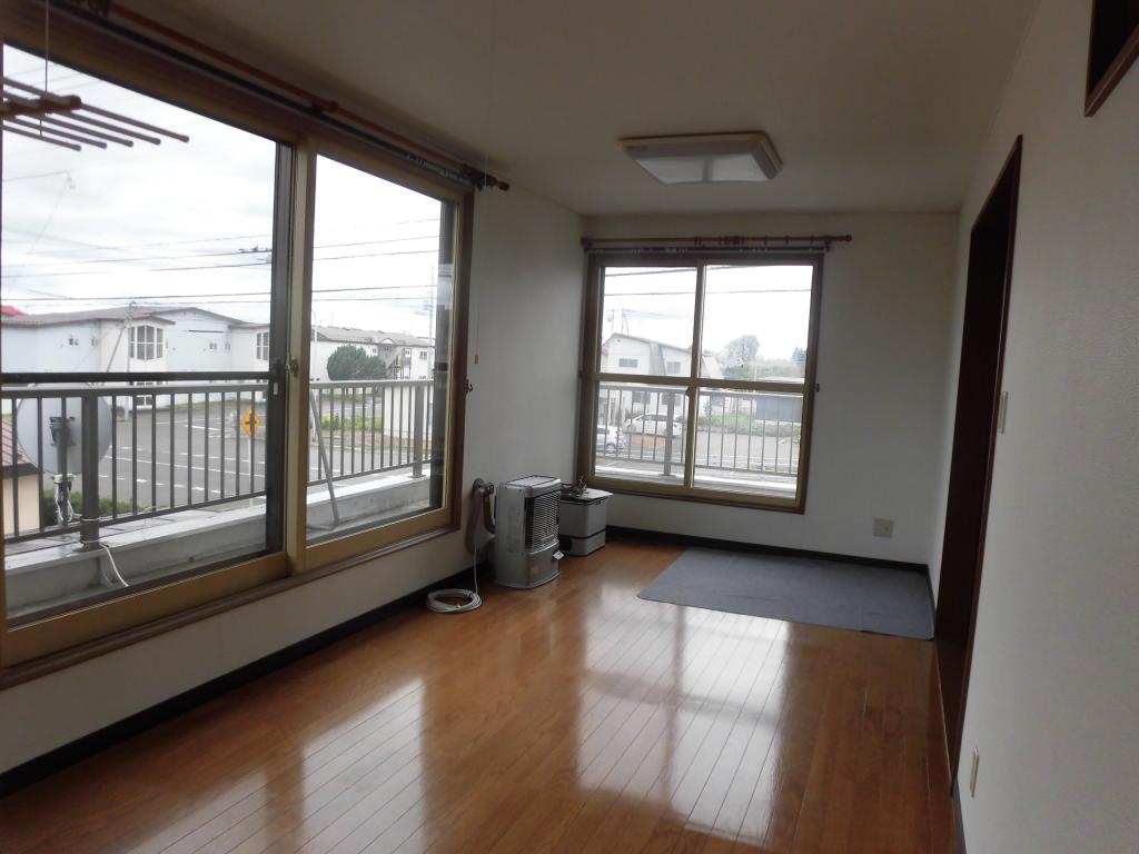 池田町字西一条9丁目14番地1（西道路）【売中古住宅：2階建3SLDK】 内観