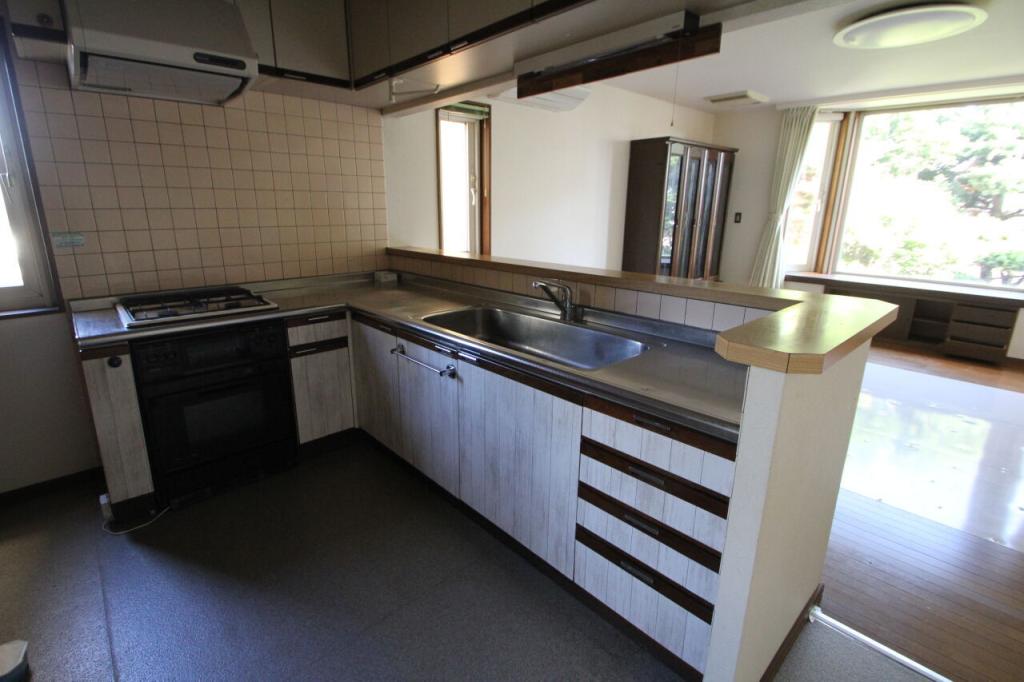 西１０条南３２丁目・３３丁目　中古戸建 内観