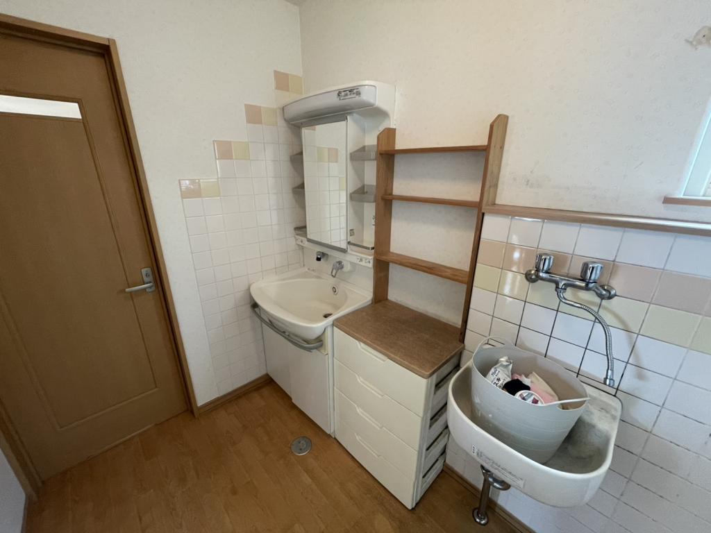 ♪カーポート２台分♪木野西通14＿中古住宅 内観
