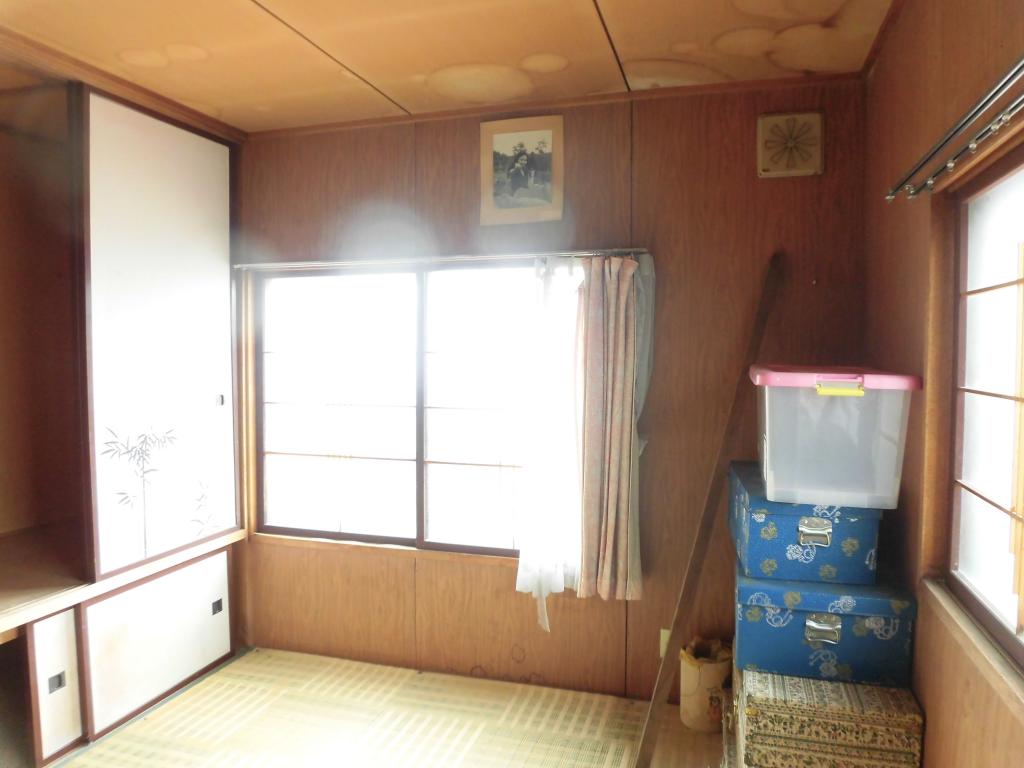 幕別町宝町115番（北東角地）【売土地（建物有。現状有姿渡）：97.7坪】 内観