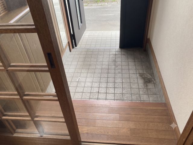 自由が丘７丁目【南道路付き！収納豊富な４ＬＤＫ一戸建！】 内観