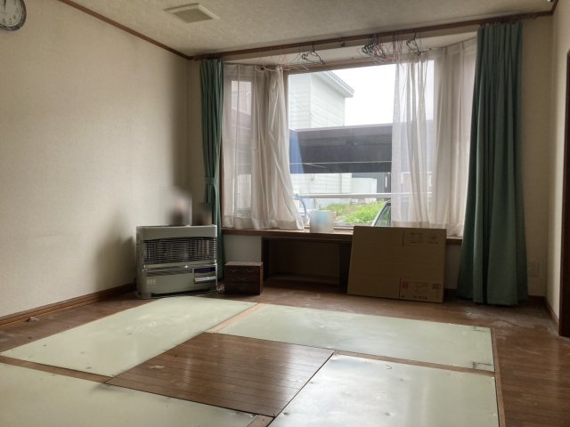 自由が丘７丁目【南道路付き！収納豊富な４ＬＤＫ一戸建！】 内観
