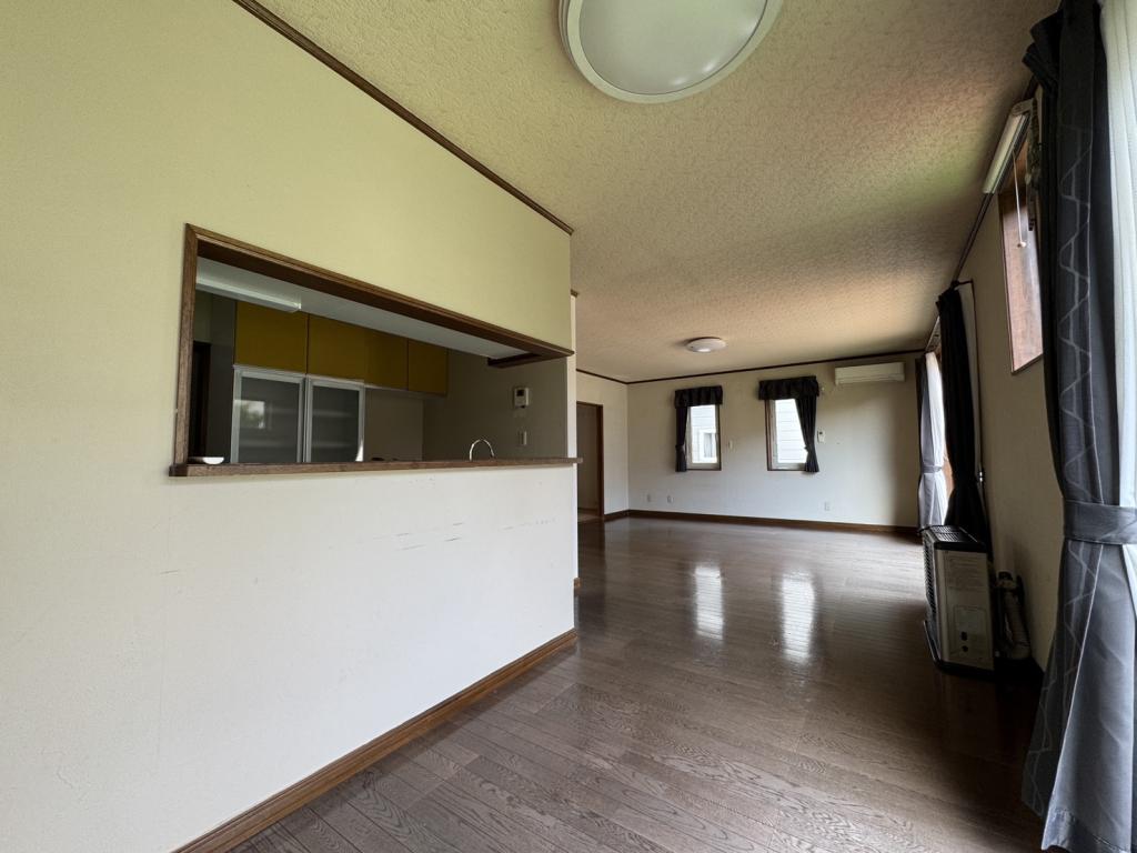 帯広市西16条北3丁目　中古戸建 内観