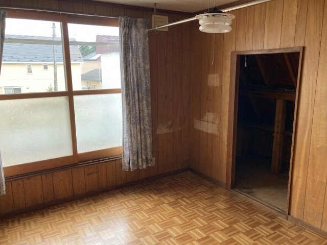 西１３条南１５丁目【平成２８年に屋根塗装済み！！】 内観