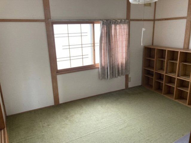 西１３条南１５丁目【平成２８年に屋根塗装済み！！】 内観