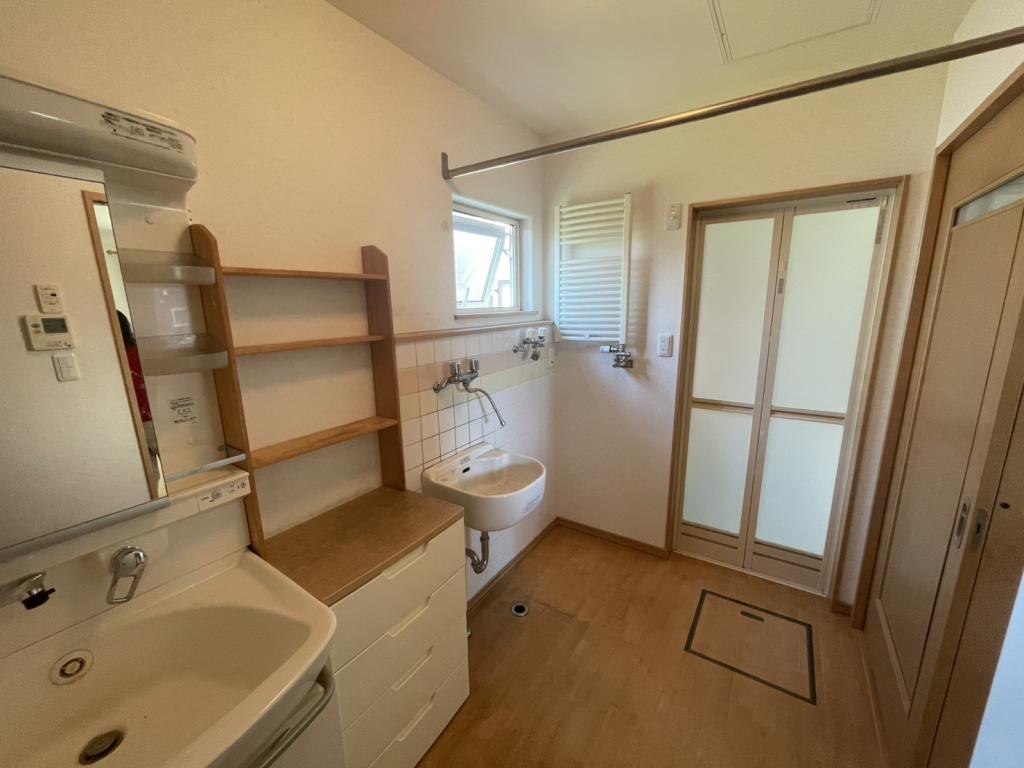 ♪カーポート２台分♪木野西通14＿中古住宅 内観