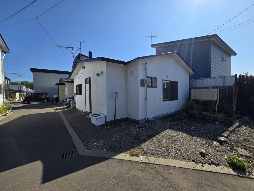 【価格改定】北東角地♪　音更町南鈴蘭南＿中古住宅 内観