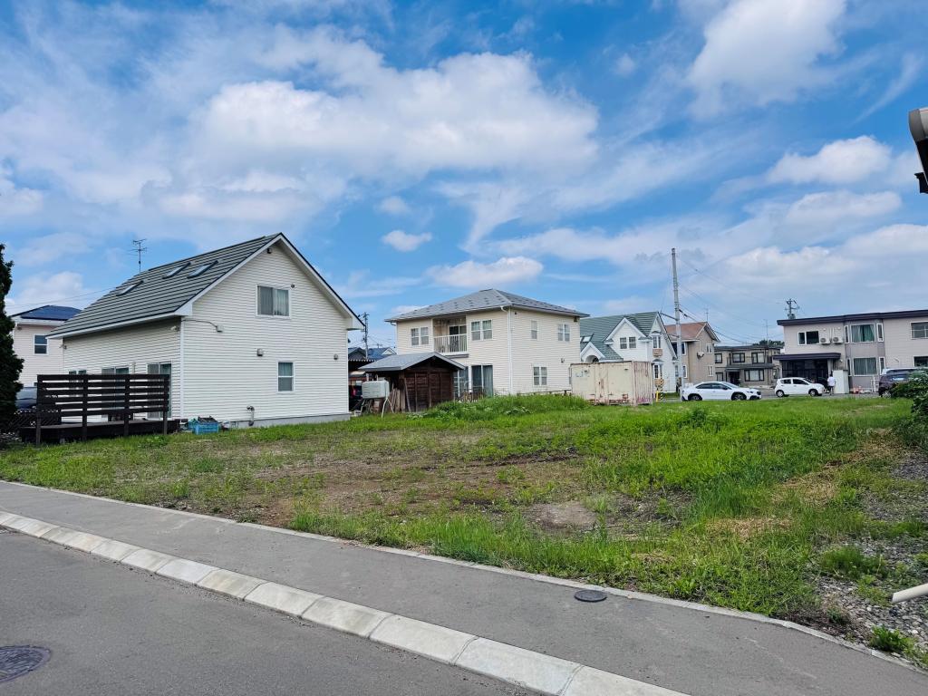 【価格改正】西25条南3丁目　建築条件なし 内観