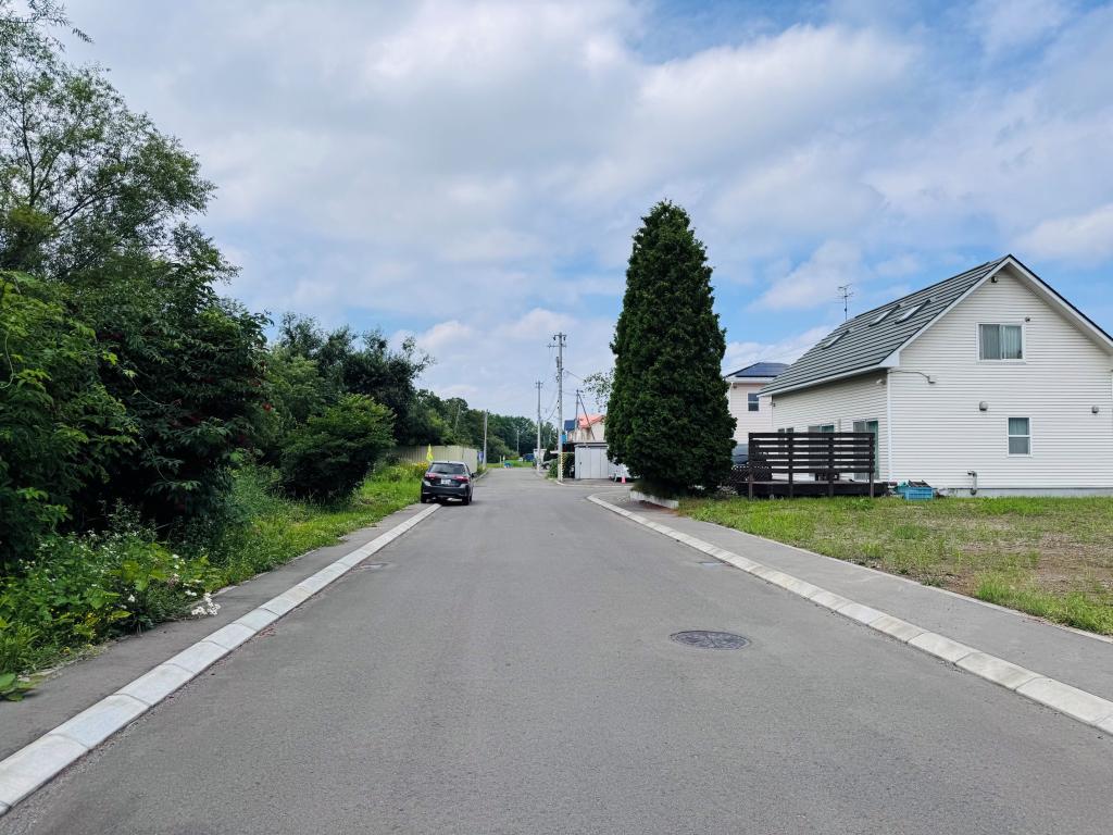 【価格改正】西25条南3丁目　建築条件なし 内観
