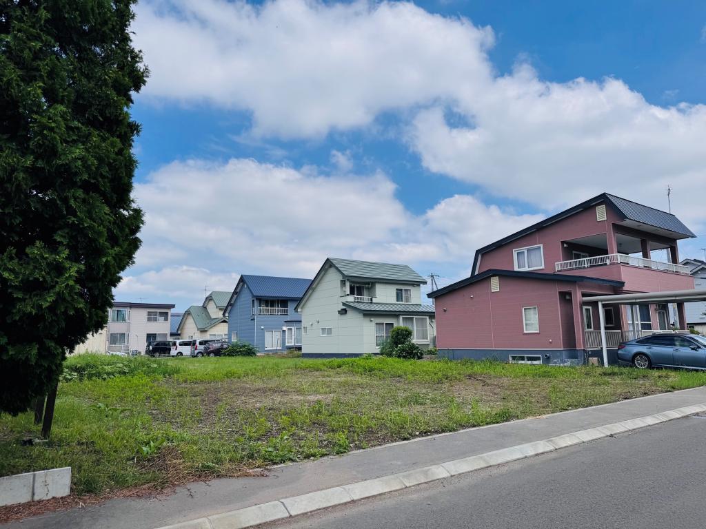 【価格改正】西25条南3丁目　建築条件なし 内観