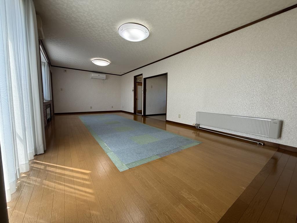 西12条南27丁目　戸建 内観