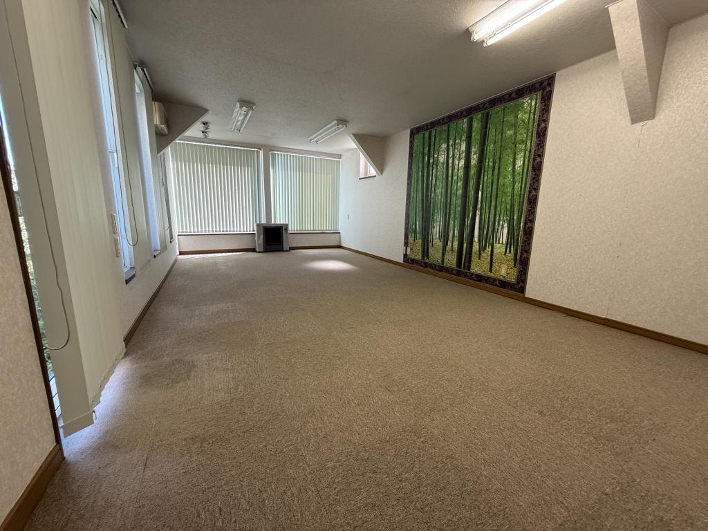 西12条南27丁目　戸建 内観