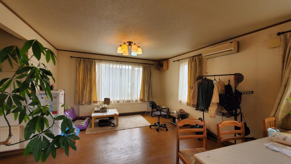 帯広市西3条南24丁目　売家　7LDK　明星小区域 内観