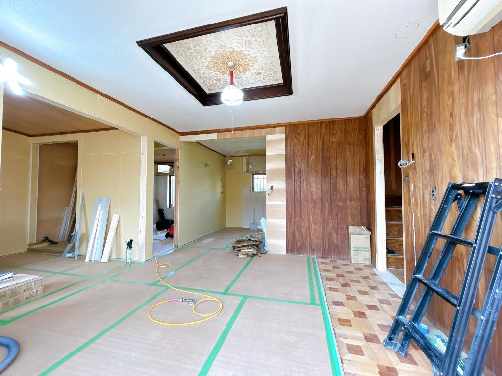 【リフォーム中】帯広市西20条南2丁目25-5 内観