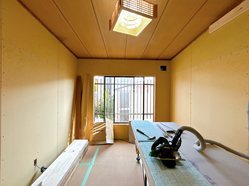 【リフォーム中】帯広市西20条南2丁目25-5 内観