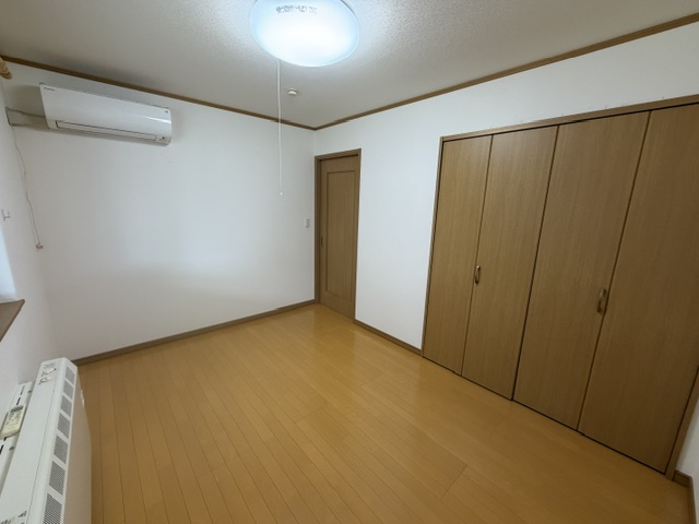 芽室町東７条３丁目　売中古住宅 内観