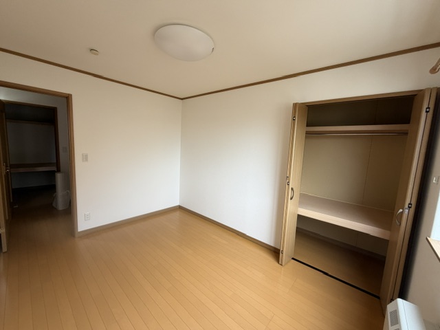 芽室町東７条３丁目　売中古住宅 内観