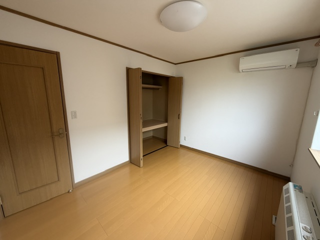 芽室町東７条３丁目　売中古住宅 内観