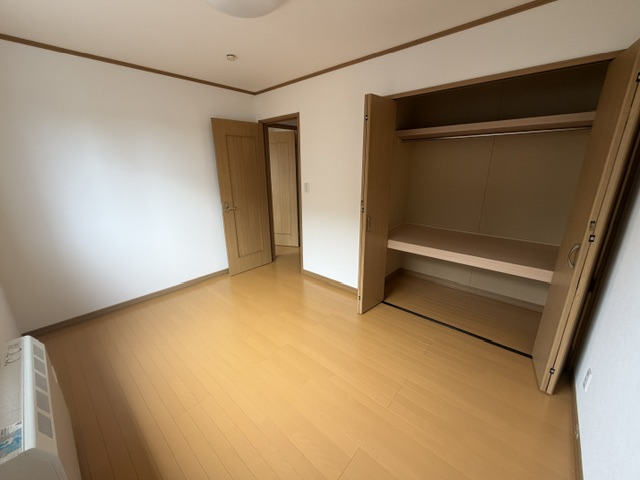 芽室町東７条３丁目　売中古住宅 内観