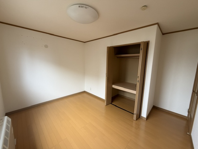 芽室町東７条３丁目　売中古住宅 内観