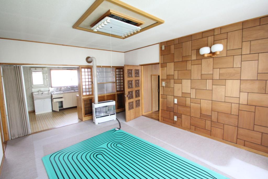 芽室町東６条６丁目　中古戸建 内観