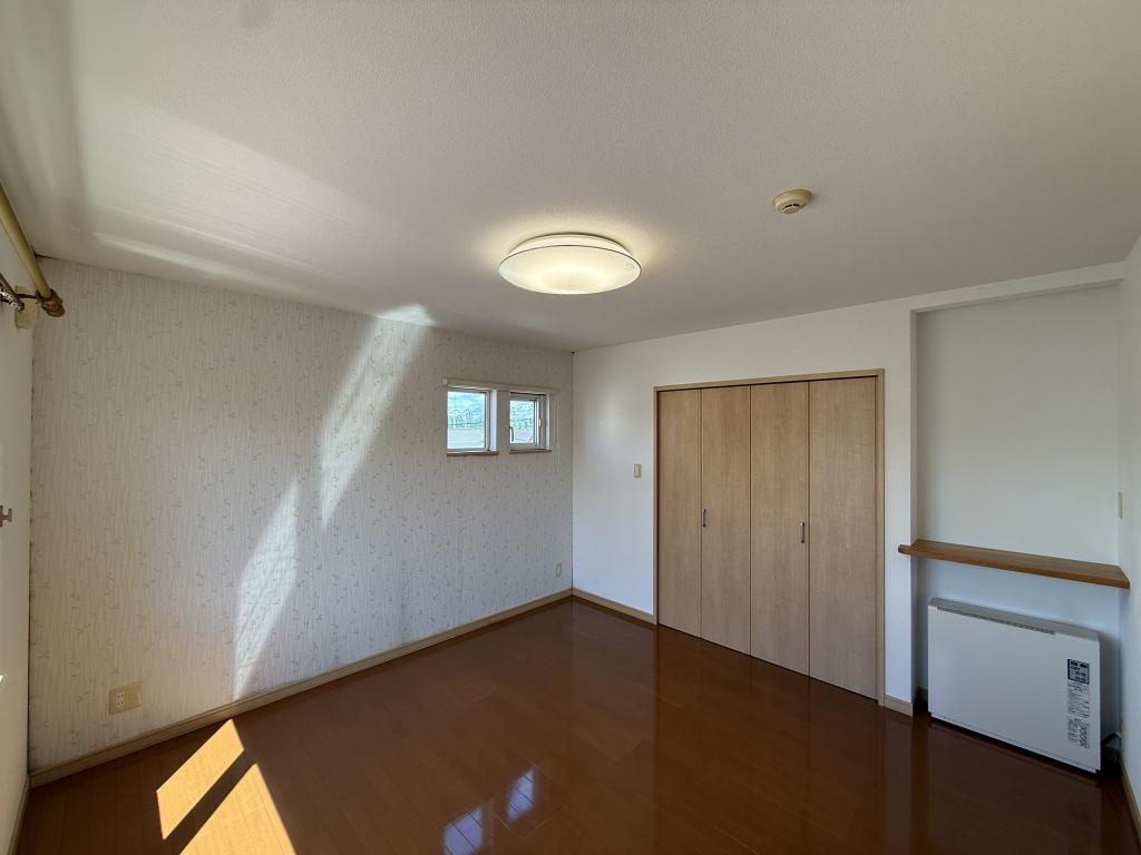 【1階2部屋】　清流の里　中古住宅 内観