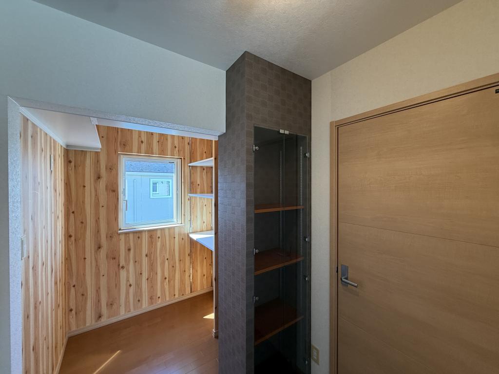 【1階2部屋】　清流の里　中古住宅 内観
