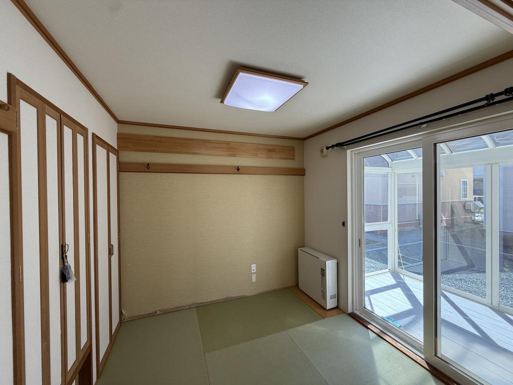 【1階2部屋】　清流の里　中古住宅 内観