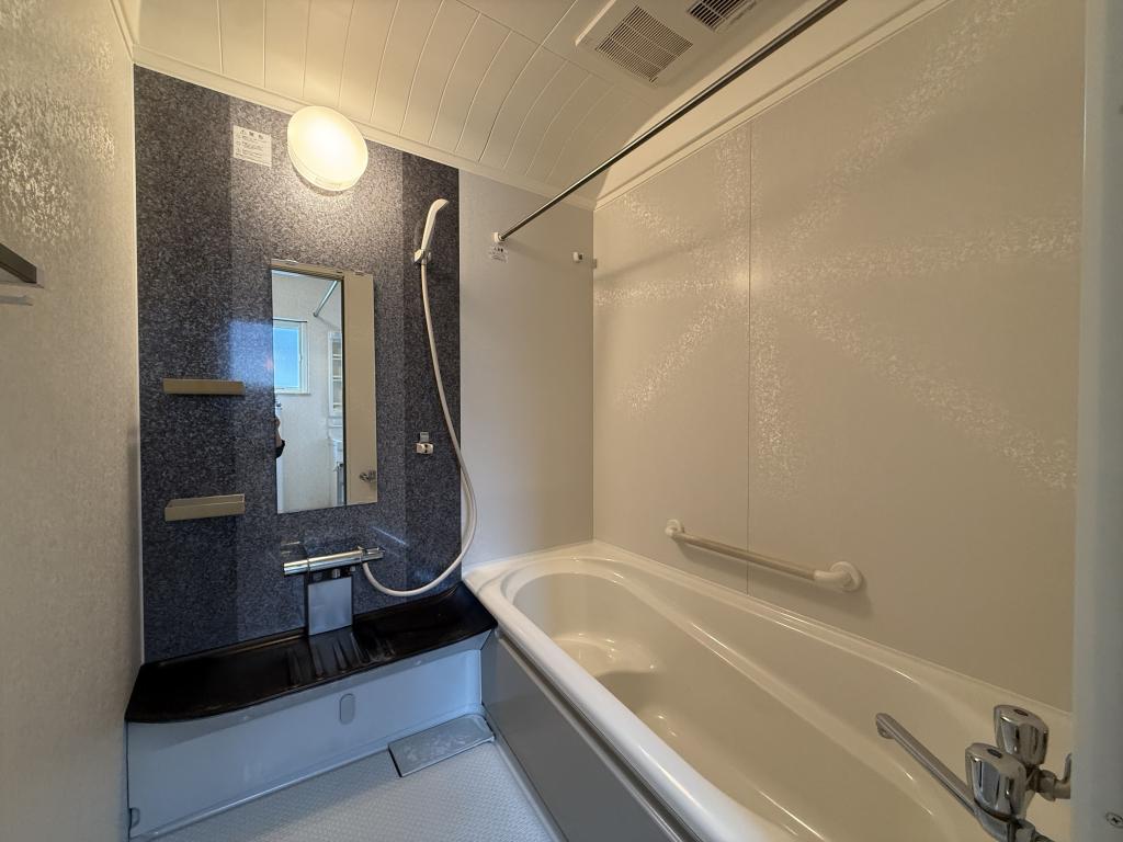 【1階2部屋】　清流の里　中古住宅 内観
