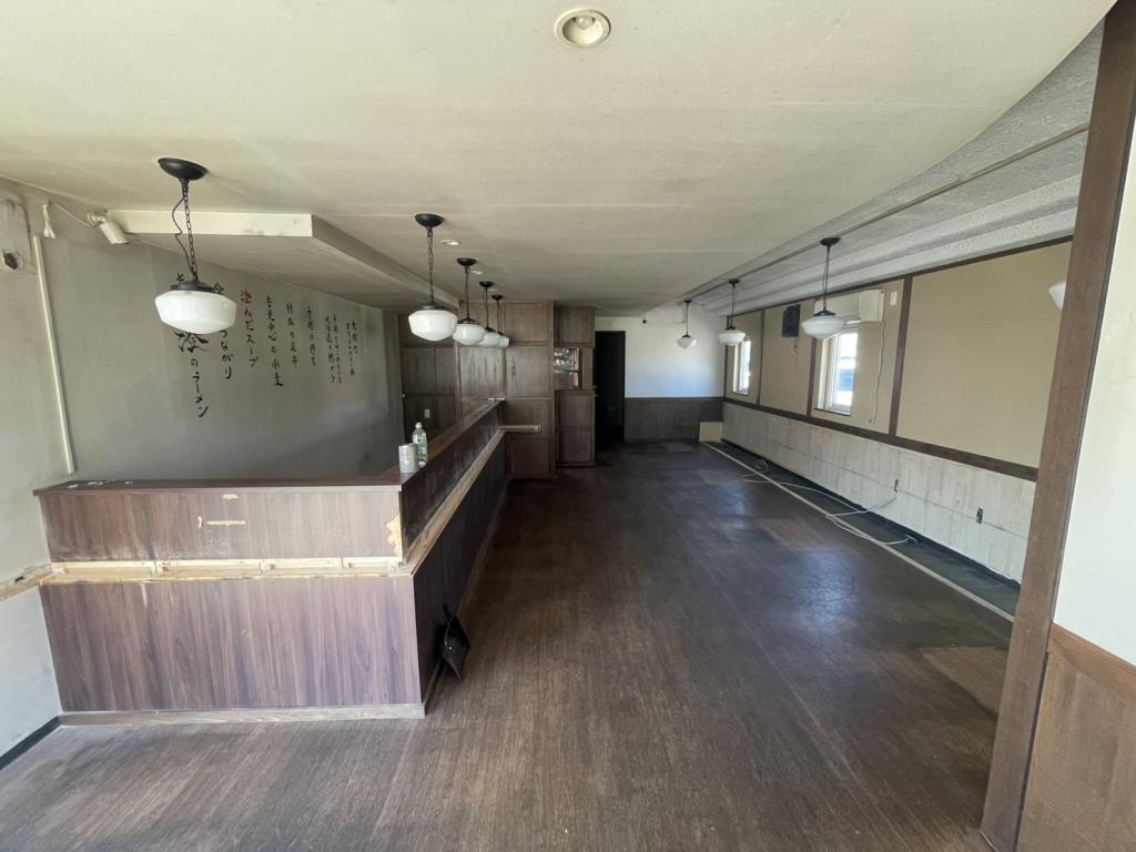 ♪東西2方向接道・東大通沿い♪東４南６＿飲食店跡地 内観
