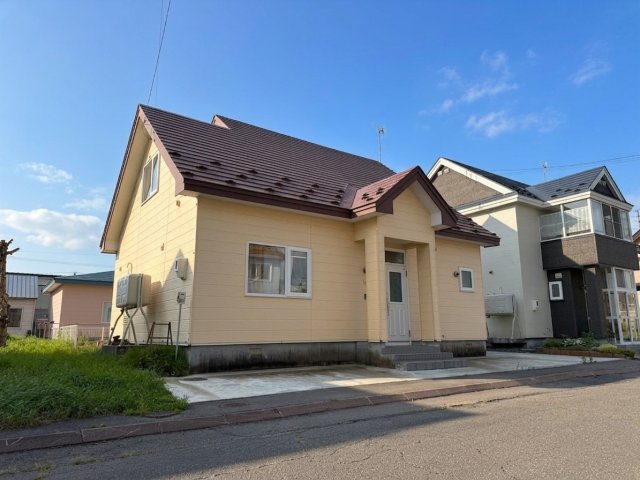 幕別町札内北町【札内北町に４ＳＬＤＫ中古住宅登場！】