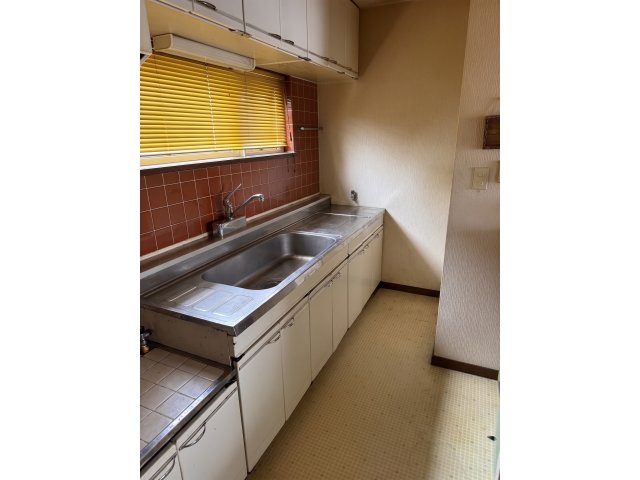 西１９条南４丁目【南東角地！日当たり良好４ＬＤＫ一戸建★】 内観
