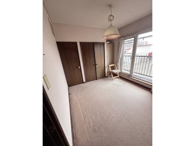 西１９条南４丁目【南東角地！日当たり良好４ＬＤＫ一戸建★】 内観