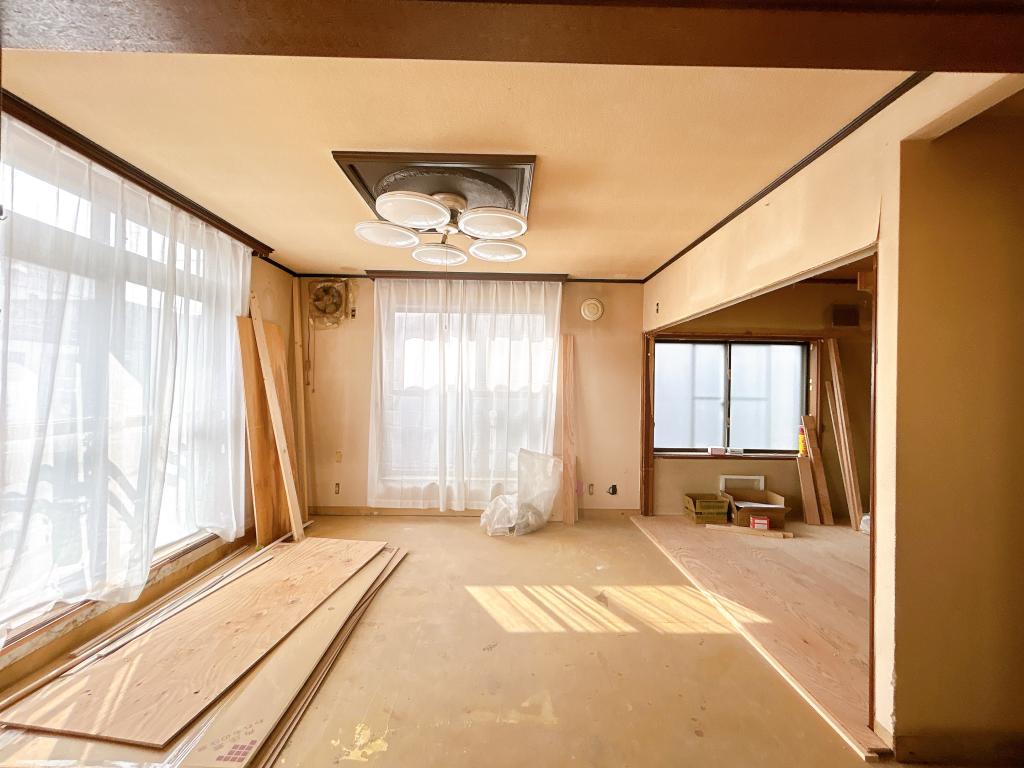 【リフォーム中】帯広市西13条南40丁目 内観